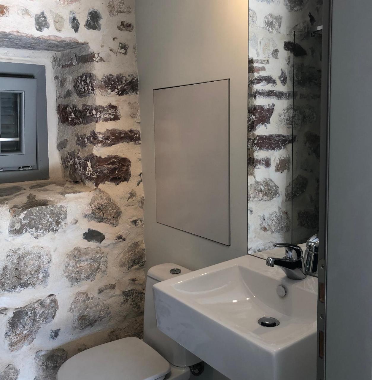 Palazzo Sbutega Bed & Breakfast Kotor Exterior photo