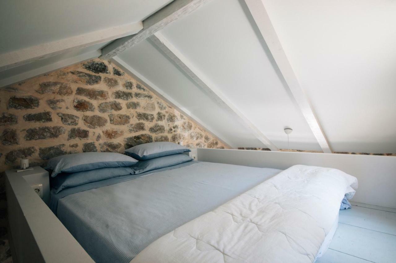 Palazzo Sbutega Bed & Breakfast Kotor Exterior photo