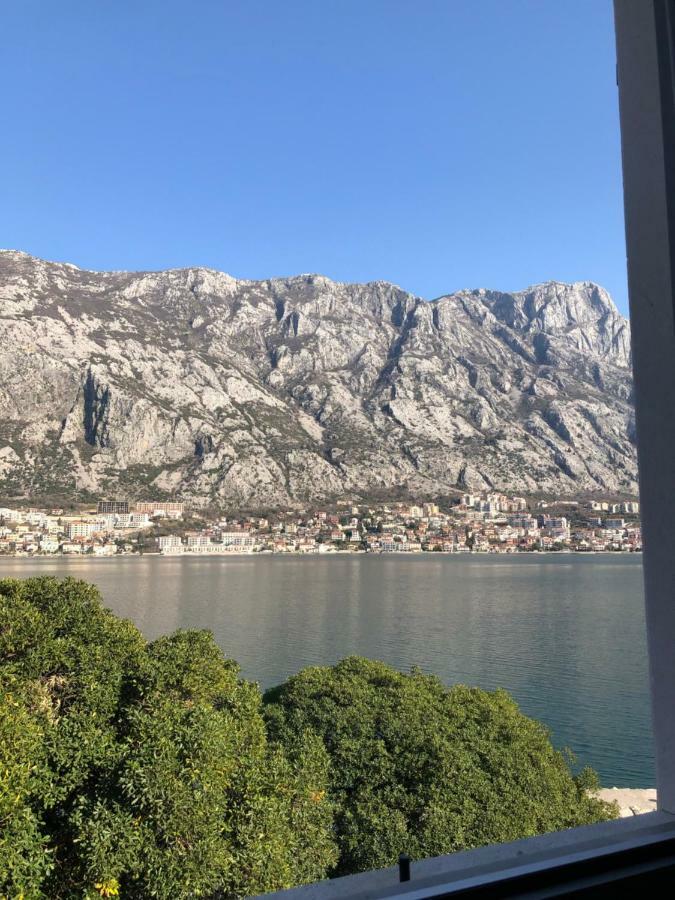 Palazzo Sbutega Bed & Breakfast Kotor Exterior photo